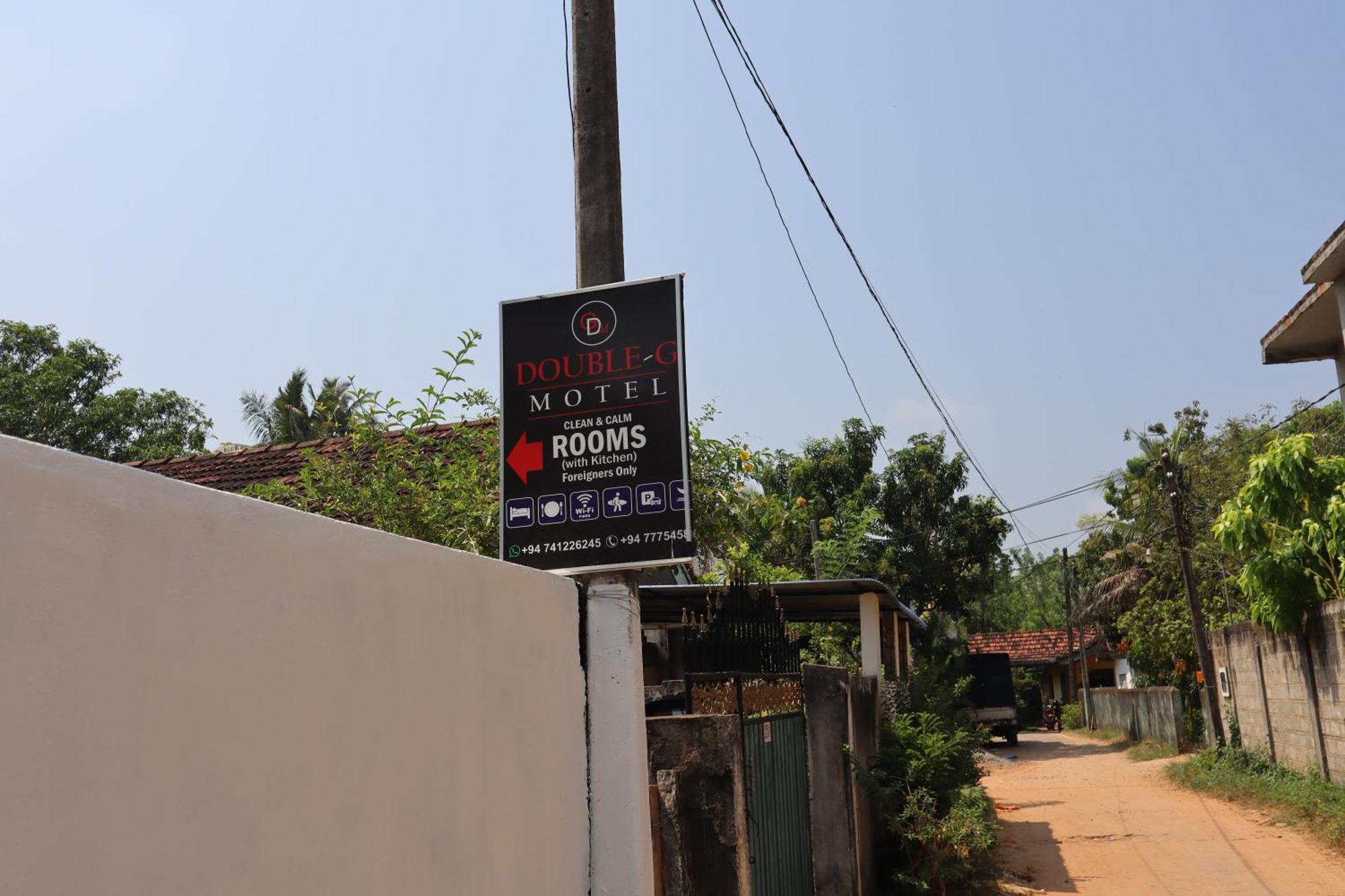 Double G Motel Weligama Exterior photo