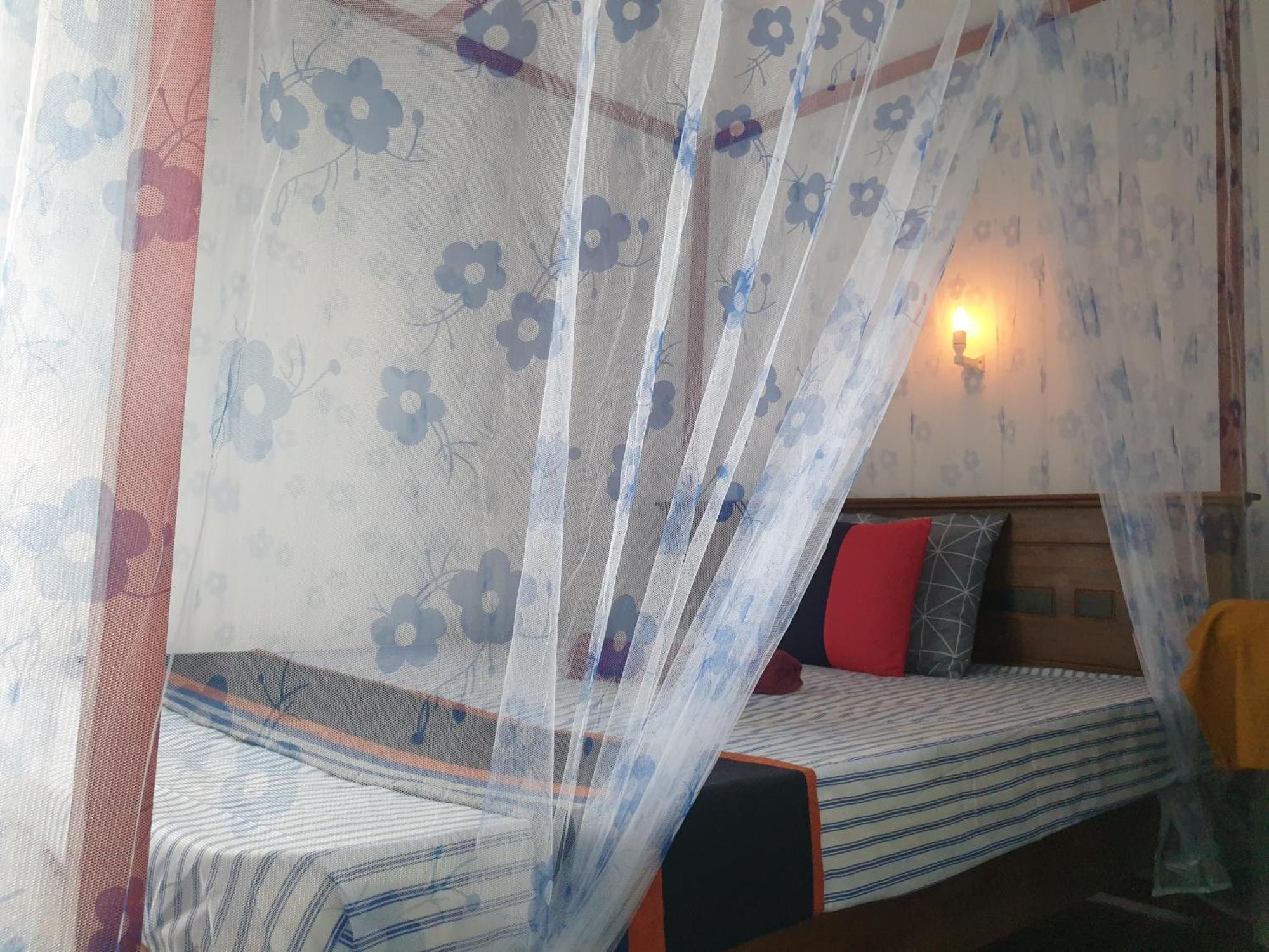 Double G Motel Weligama Exterior photo